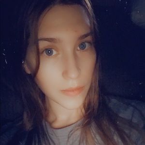 Meet your Posher, Michaela